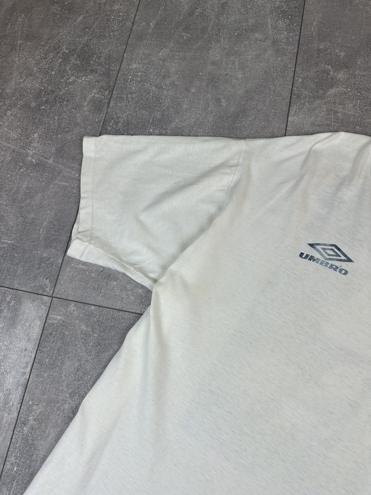 Umbro Umbro England Retro Vintage Cotton Soccer Football T-Shirt Size US XL / EU 56 / 4 - 16 Thumbnail