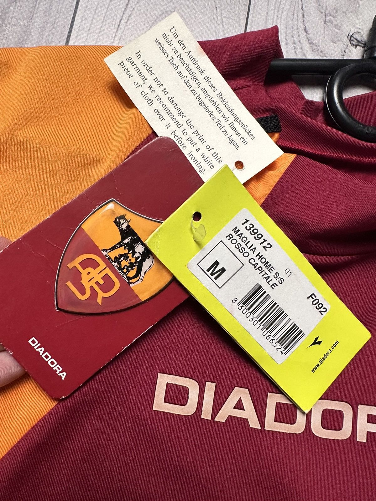Diadora Vintage AS Roma soccer jersey size M Diadora new! Size US M / EU 48-50 / 2 - 5 Thumbnail