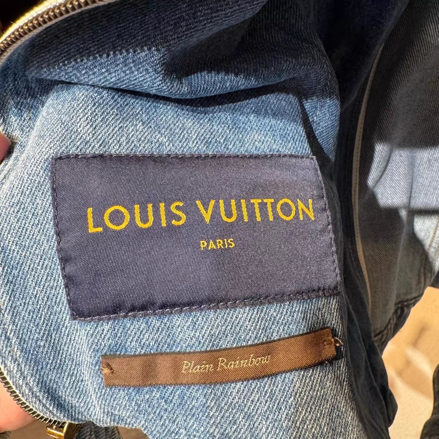 Louis Vuitton Louis Vuitton Blue Washed Two-Tone Denim Jacket Size US S / EU 44-46 / 1 - 5 Thumbnail