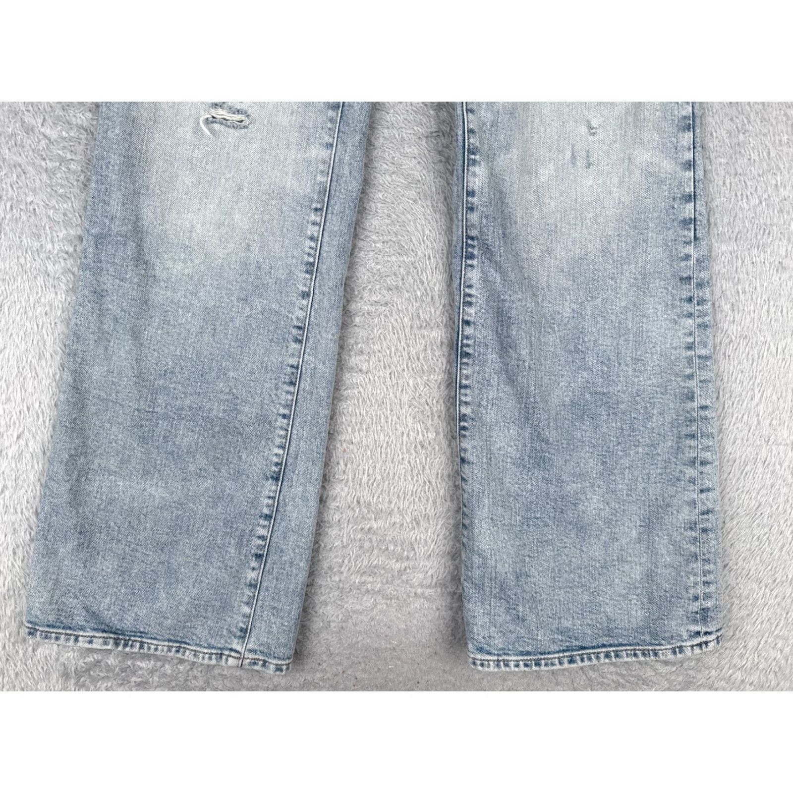 Vintage D. Jeans Womens Jeans Bootcut Distressed Light Wash Low Rise 30x31 Blue Cotton 4 Womens Jeans 30 Bootcut Distressed 4-in-1 Size 27" / US 4 / IT 40 - 2 Thumbnail