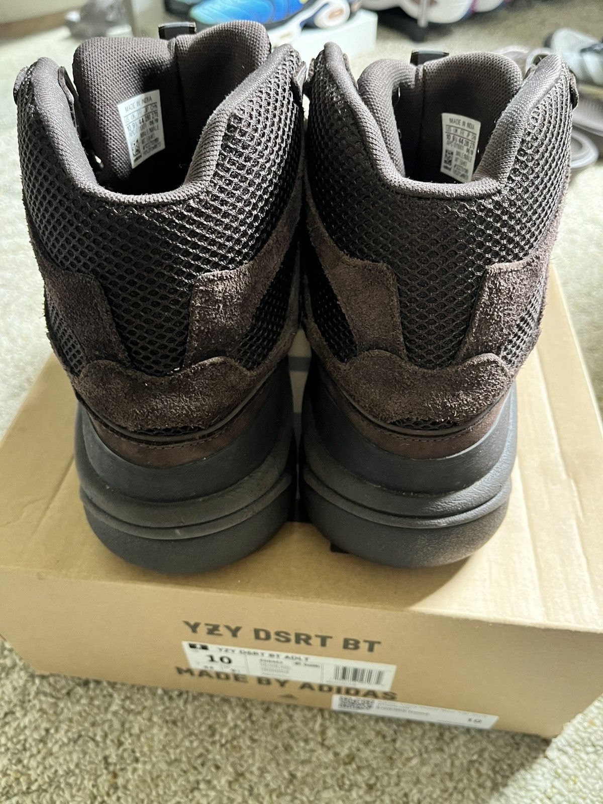 Yeezy Adidas yeezy boot oil Size US 10 / EU 43 - 3 Thumbnail
