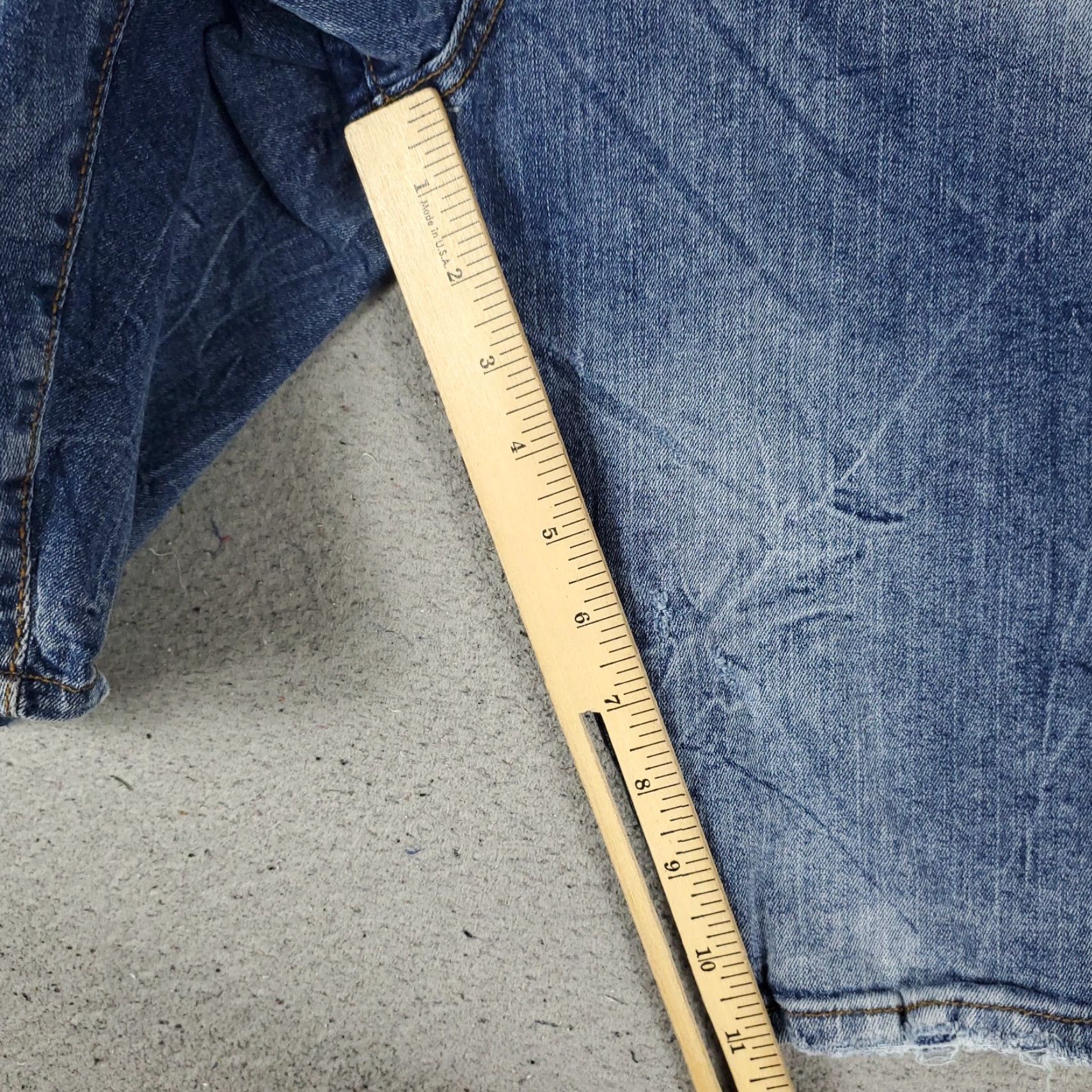 Jordan Craig Jordan Craig Shorts Mens Size 40 Blue Stretch Denim Bermuda 5-Pocket Pocket Jeans Cargo Style Regular Rise Mid Front Flat Front Shirt? Size US 40 / EU 56 - 6 Thumbnail