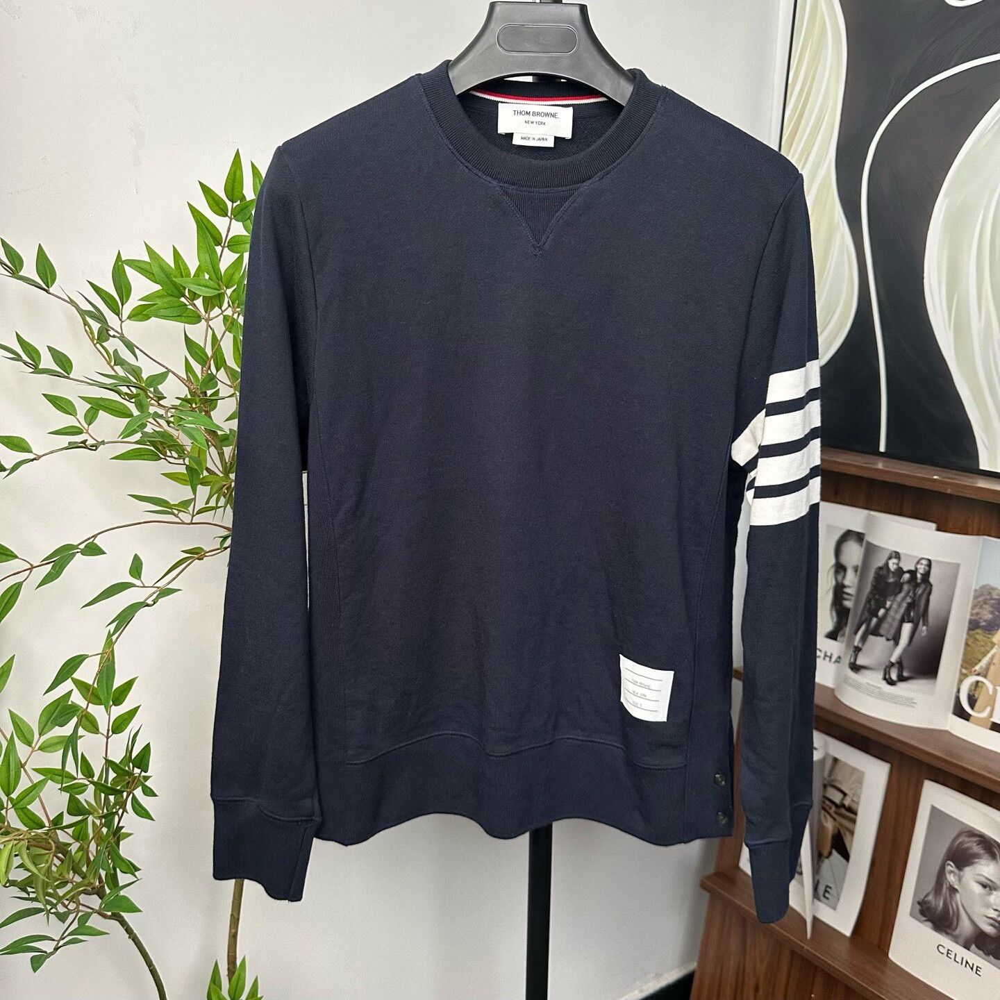 Thom Browne thom browne navy crewneck sweatshirt for men Size US L / EU 52-54 / 3 - 1 Thumbnail
