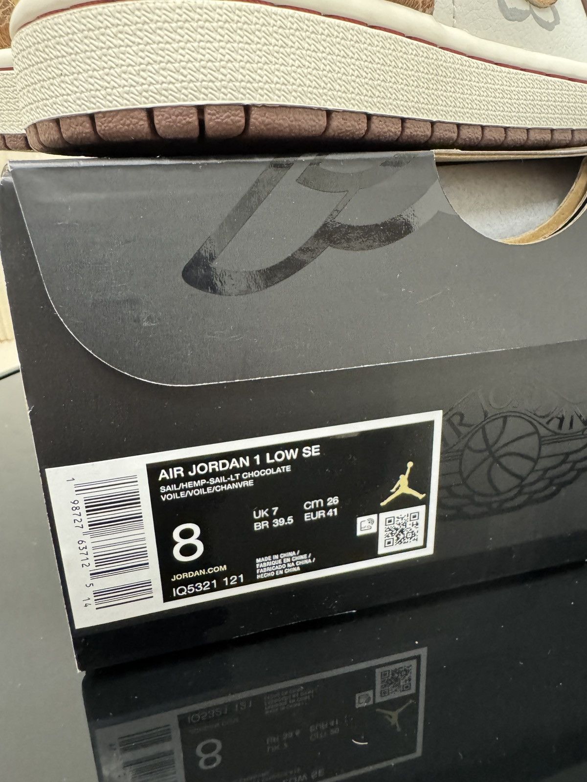 Nike Air Jordan 1 Low SE Size US 8 / EU 41 - 19 Thumbnail