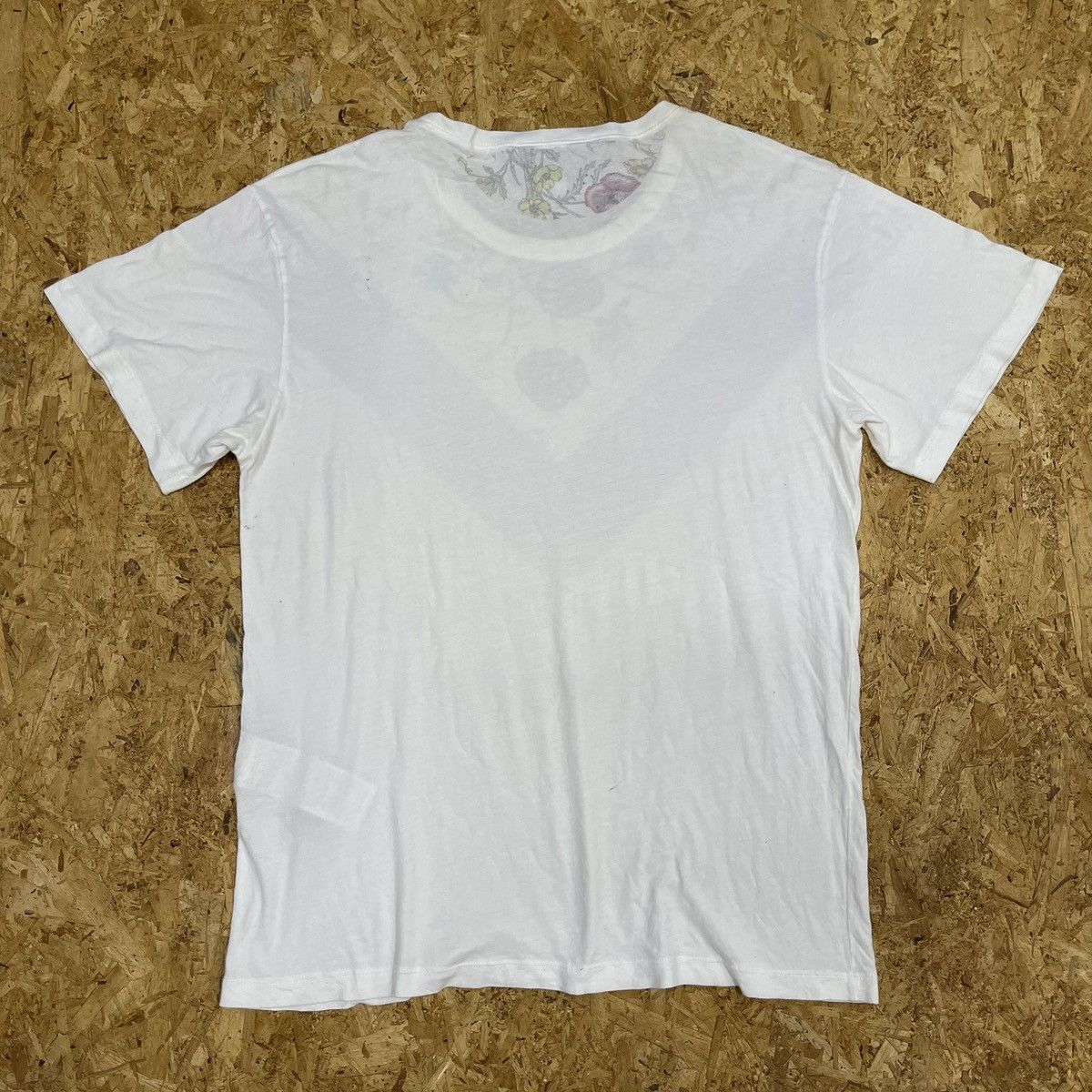 Gucci GUCCI WHITE PINK FLORAL GRAPHIC LUXURY T SHIRT Size US L / EU 52-54 / 3 - 9 Thumbnail