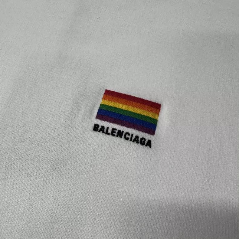 Balenciaga Balenciaga Rainbow flag white hoodie Size US XS / EU 42 / 0 - 2 Thumbnail