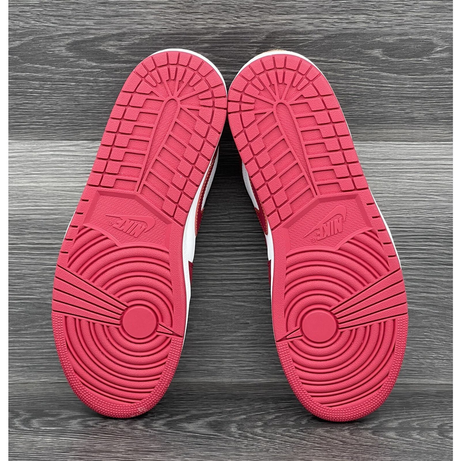 Jordan Brand Air Jordan 1 Low, Cardinal Red | Size 13M [new] 553558-607 Size US 13 / EU 46 - 6 Thumbnail