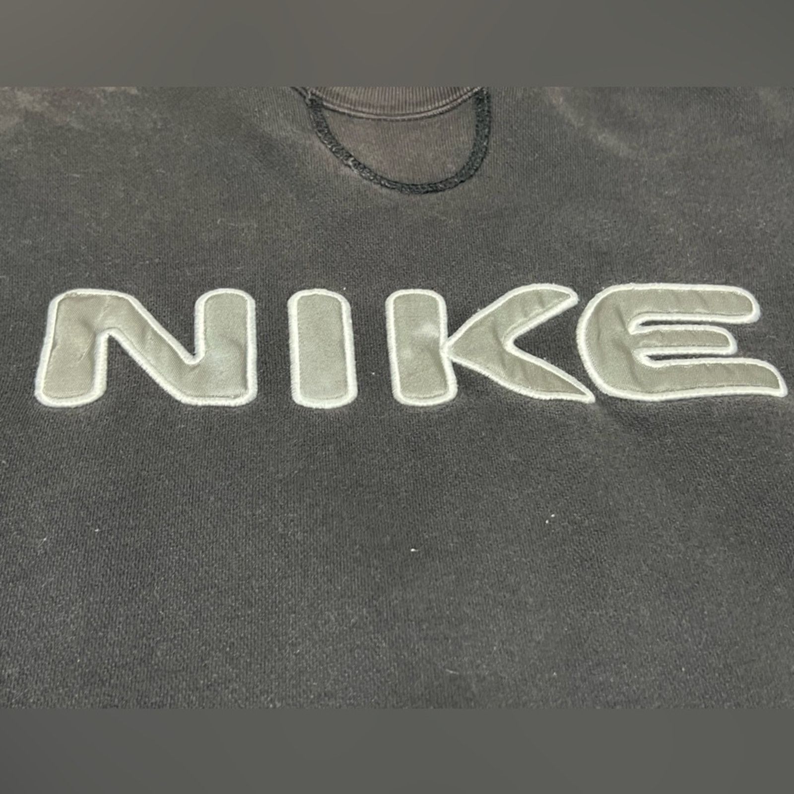 Nike NIKE Spell Out Vintage Y2K Crewneck Sweater Jumper Pullover Size US L / EU 52-54 / 3 - 5 Thumbnail