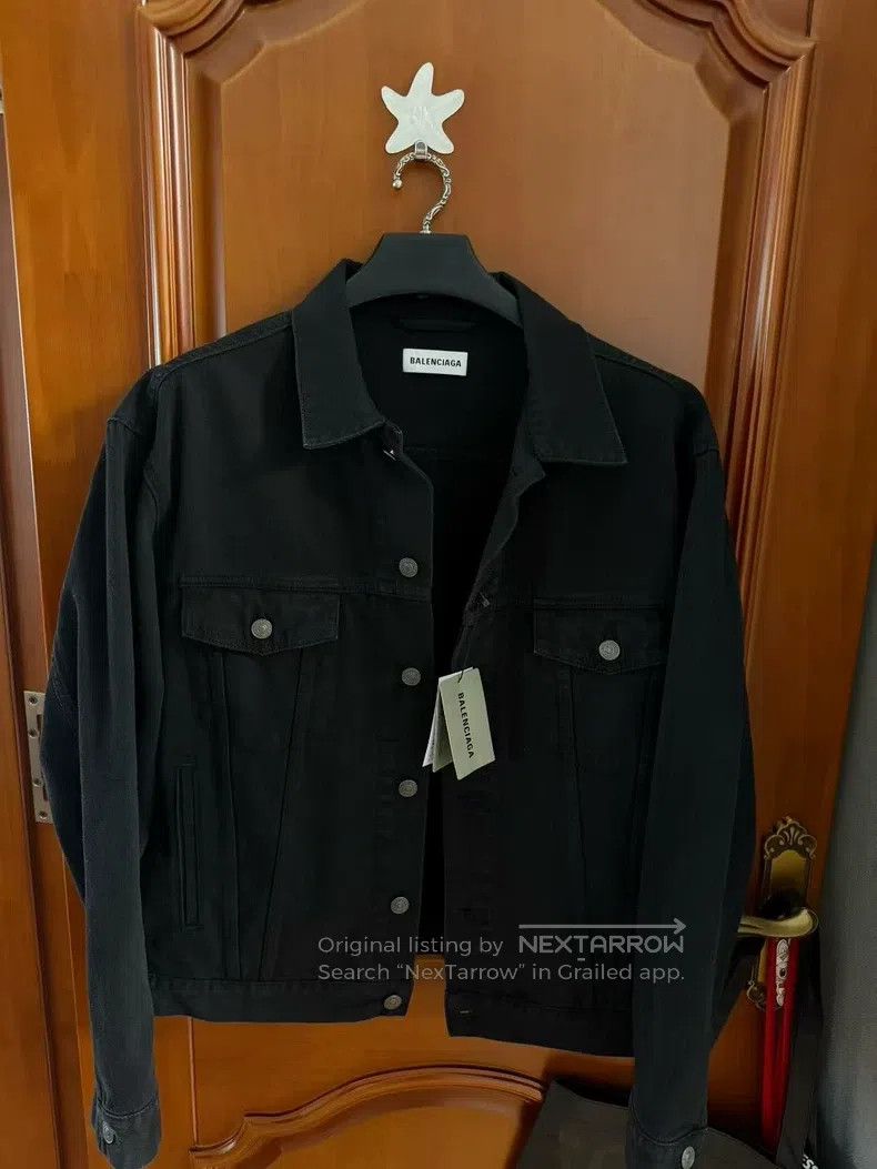 Balenciaga Balenciaga Back Rhinestone Logo Denim Jacket Size US XS / EU 42 / 0 - 2 Thumbnail