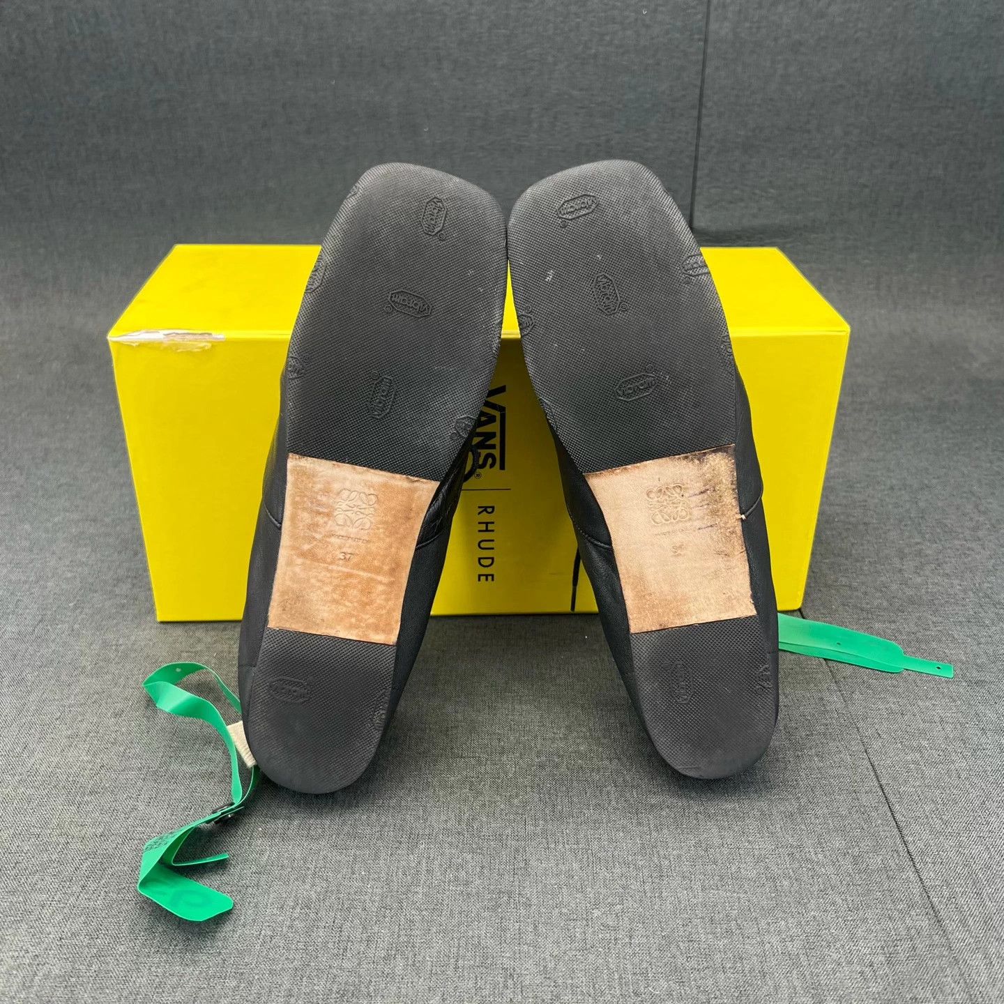 Loewe Loewe Black Leather Flat 37 New Re-soled With Box Size US 6 / IT 36 - 8 Thumbnail