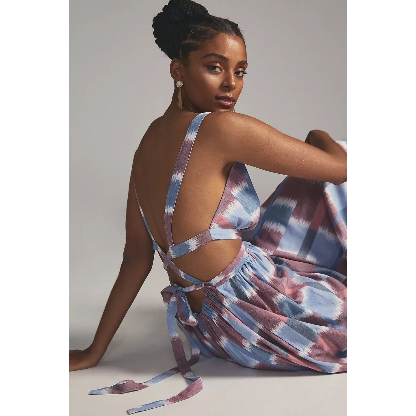 Anthropologie Anthropologie Deep V Strappy Back Tie Midi Dress Size XS / US 0-2 / IT 36-38 - 1 Thumbnail