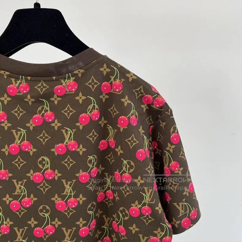 Louis Vuitton Louis Vuitton Takashi Murakami Co-branded Cherry T-Shirt Size US M / EU 48-50 / 2 - 6 Thumbnail