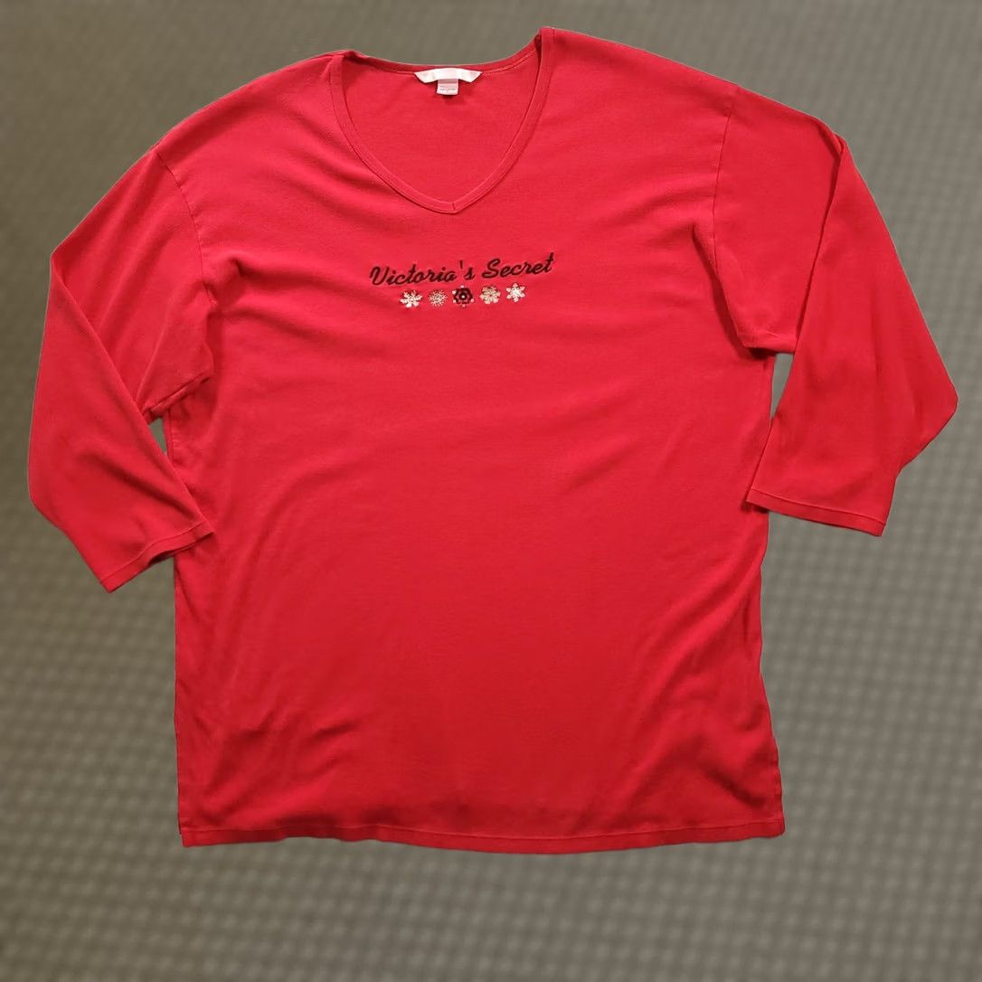 Victoria's Secret Victorias Secret Night Shirt Large Red Long Sleeve Size L / US 10 / IT 46 - 1 Thumbnail