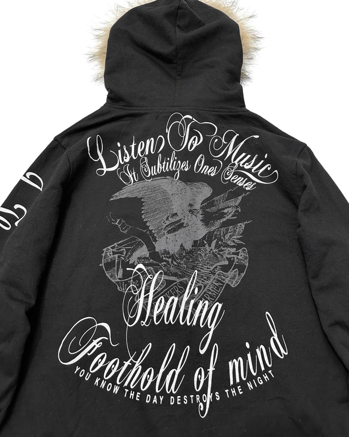 In The Attic 2000s In The Attic Poem Eagle Fur Hoodie Lgb Style Size US L / EU 52-54 / 3 - 6 Thumbnail