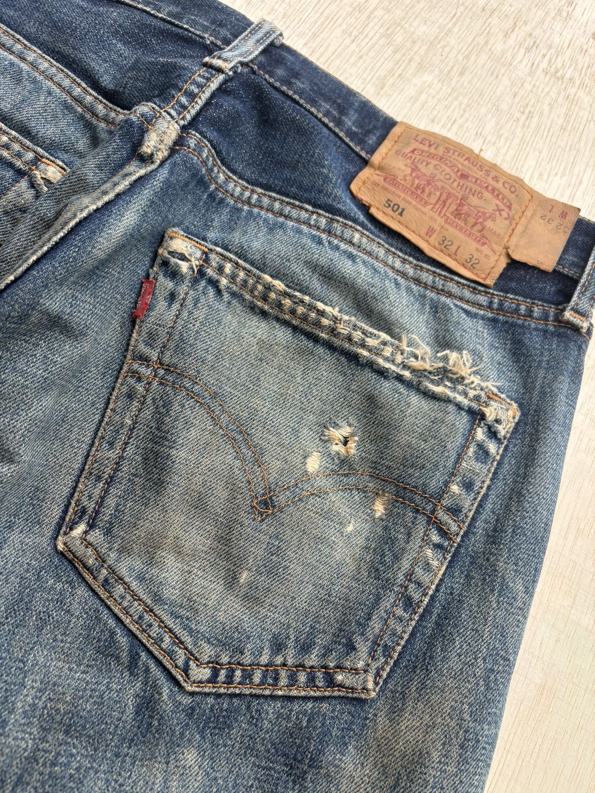 Japanese Brand × Levi's Vintage Clothing Vintage Levis 501 Distressed Denim Jeans Size US 32 / EU 48 - 7 Thumbnail