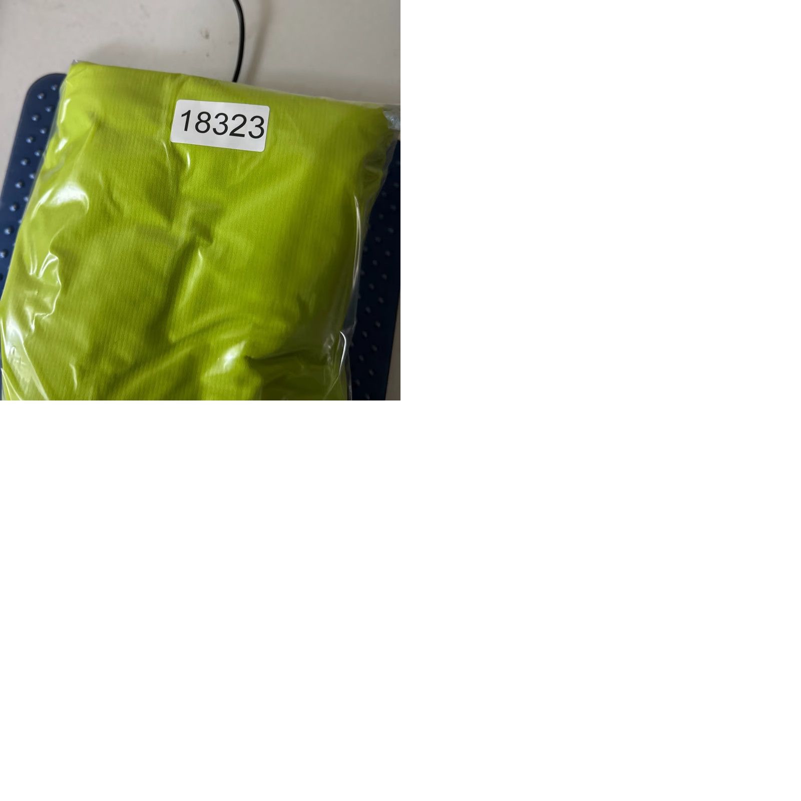 Peter Millar Peter Millar Jacket Mens Large Neon Green Crown Sport Windstopper Golf Range Size US L / EU 52-54 / 3 - 10 Thumbnail