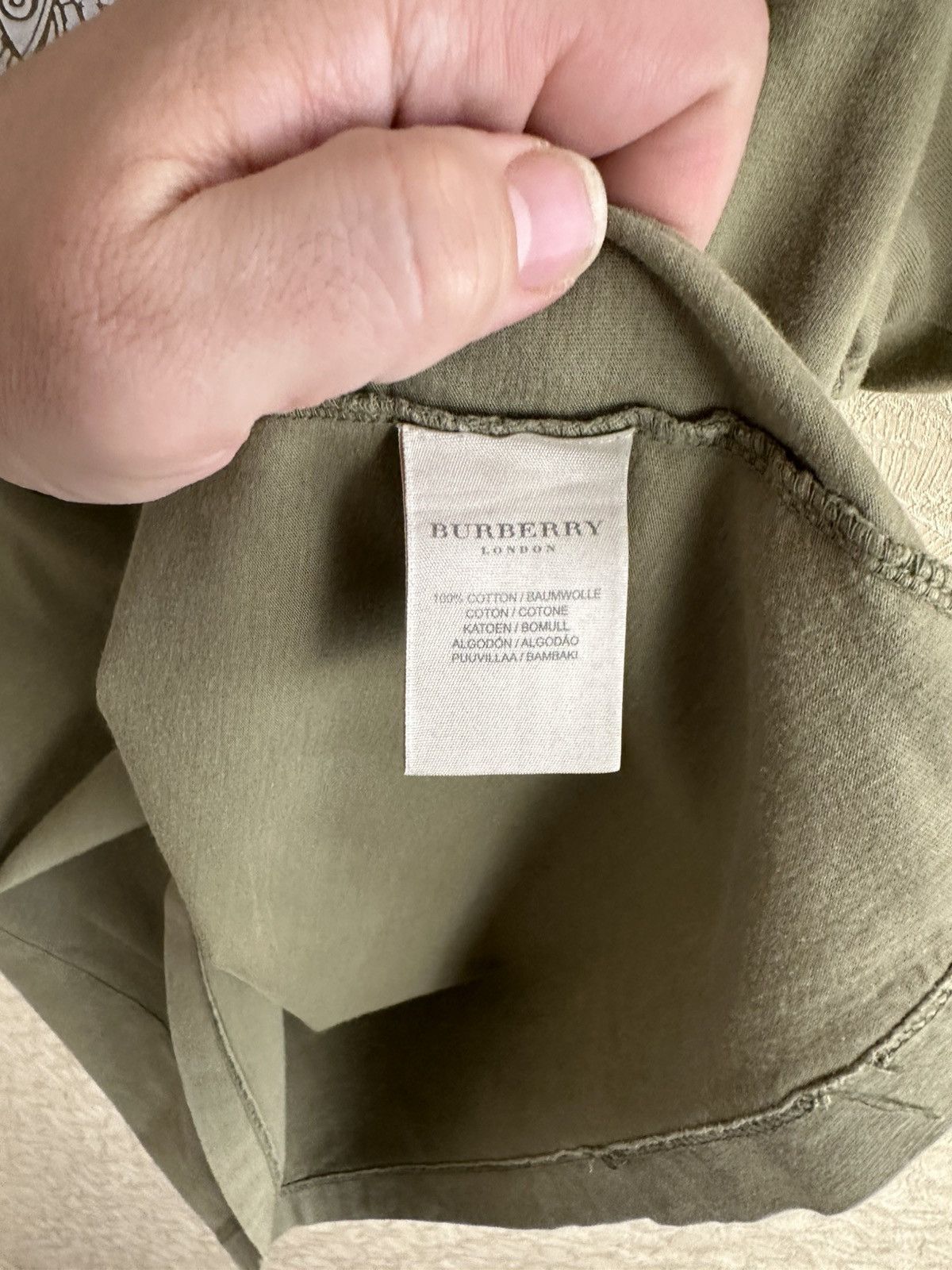 Burberry Burberry t shirt size M Size US M / EU 48-50 / 2 - 5 Thumbnail