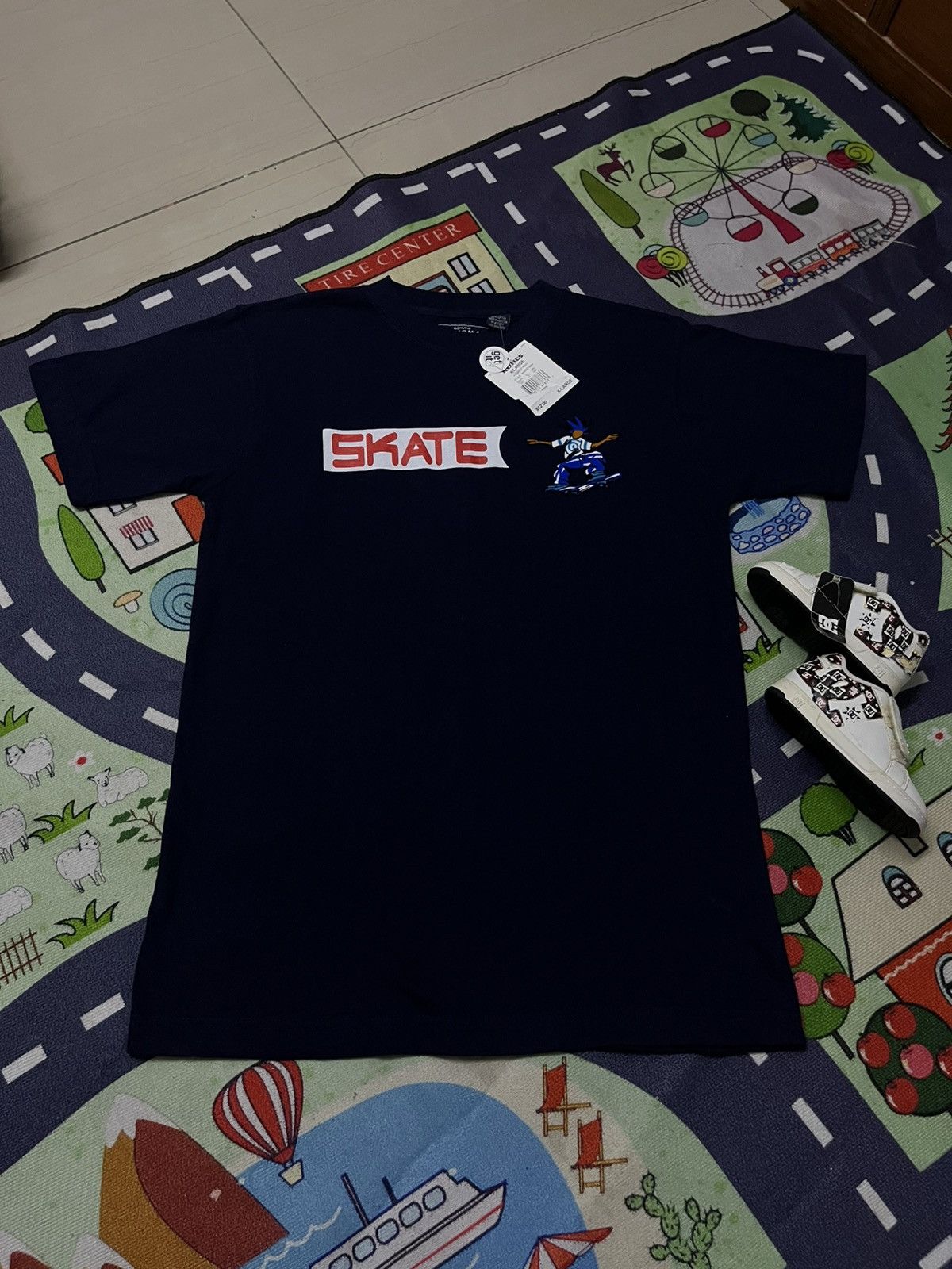 Other Y2K SKATE GRAPHIC TEE DEADSTOCK Size US XL / EU 56 / 4 - 1 Thumbnail