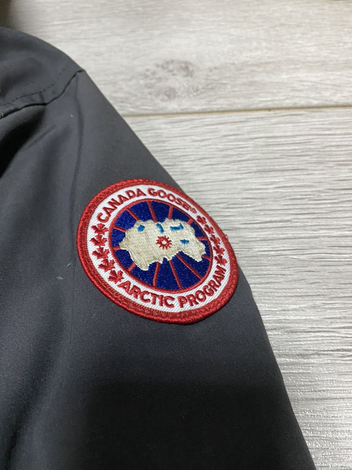 Canada Goose Canada Goose Chateau parka down puffer zip Size US L / EU 52-54 / 3 - 5 Thumbnail