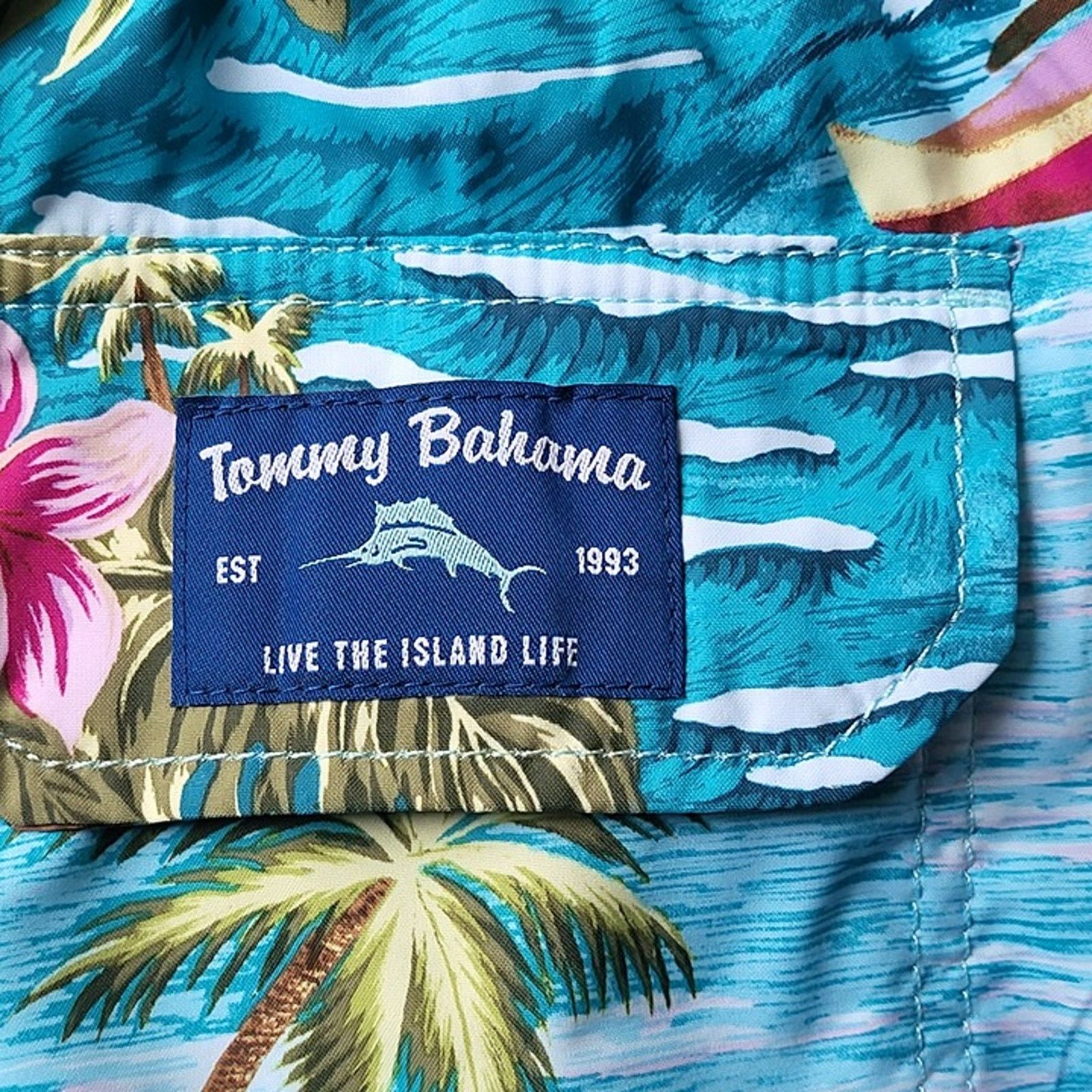 Tommy Bahama NWT TOMMY BAHAMA Baja Hula High Seas Swim‎ Shorts Size SM Size US 32 / EU 48 - 3 Thumbnail