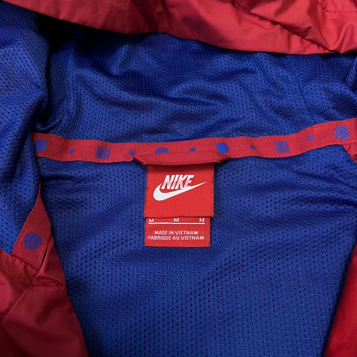 Nike × Vintage Nike F.C Barcelona vintage track zip jacket windbreaker Size US M / EU 48-50 / 2 - 10 Thumbnail
