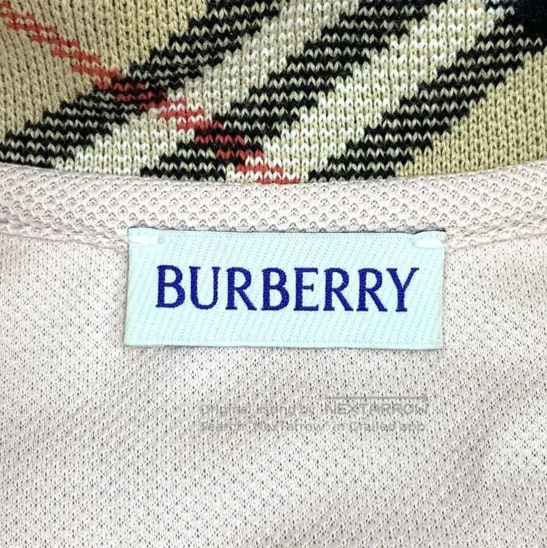 Burberry Burberry Pink Cotton Women's T-Shirt. Size M / US 6-8 / IT 42-44 - 4 Thumbnail