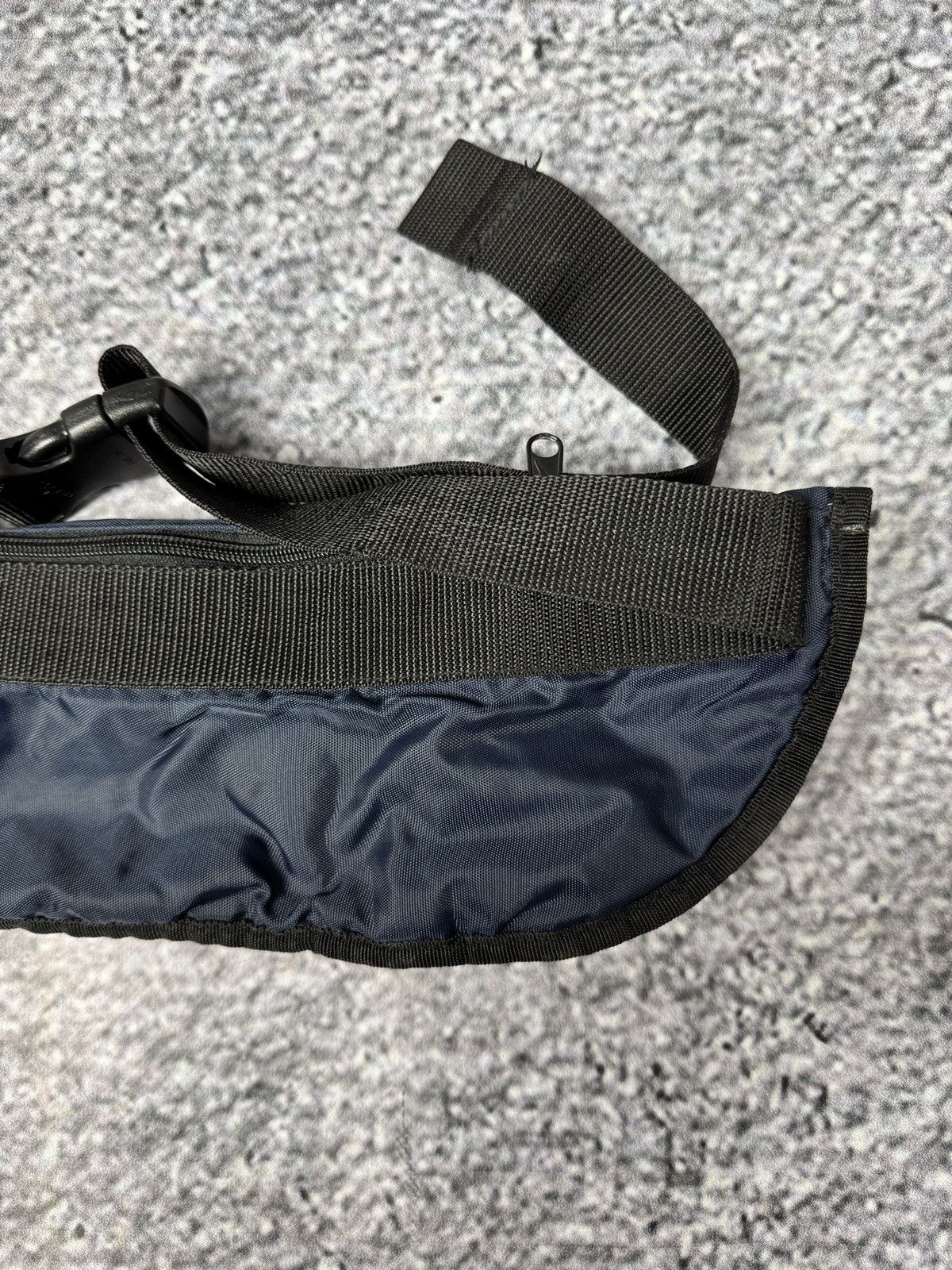 Nike Nike Vintage 90s Waist Bag Swoosh Logo Fanny Pack Belt Bag Size ONE SIZE - 7 Thumbnail