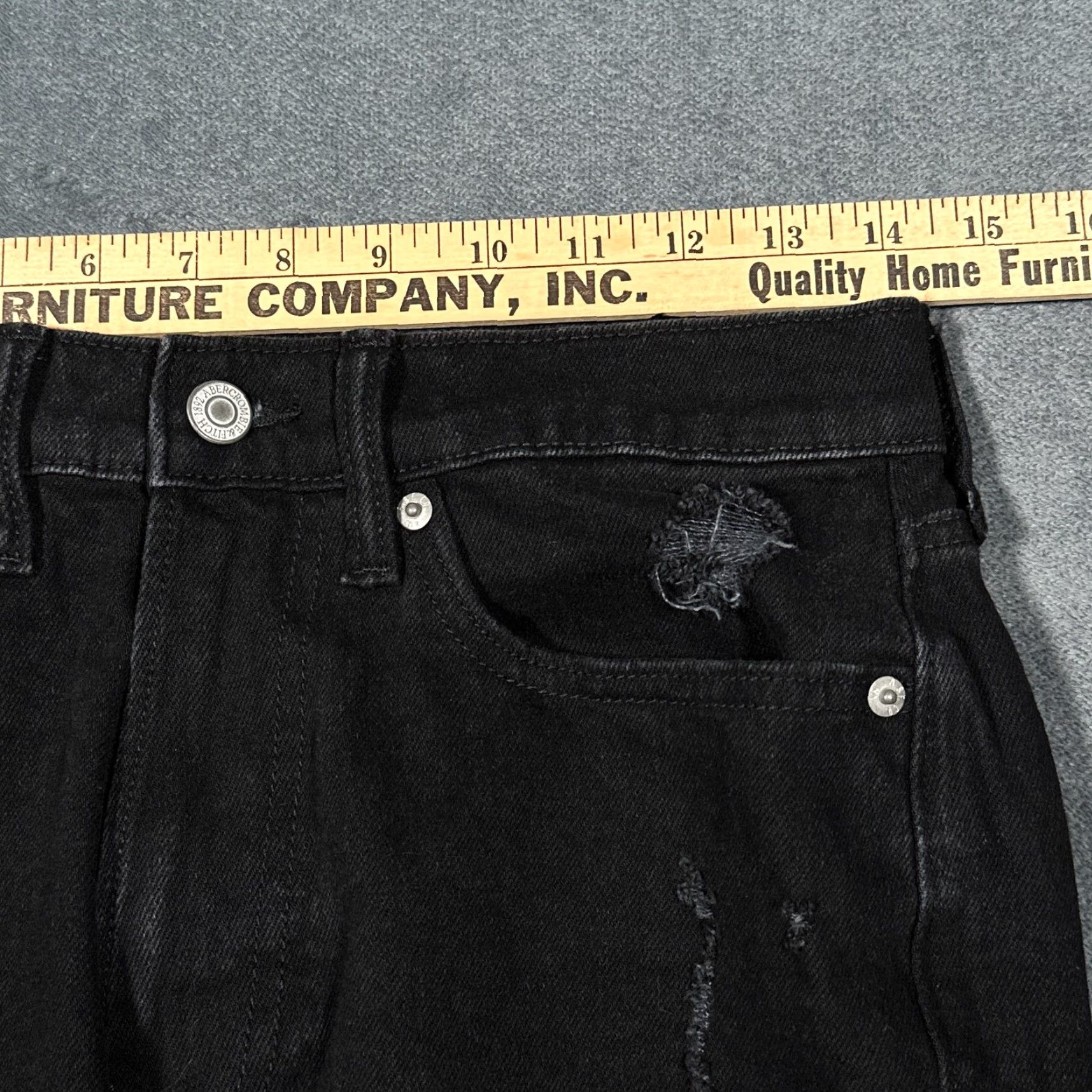 Abercrombie & Fitch Abercrombie & Fitch Jeans Mens 28x31 Black Slim Distressed 90s Style Size US 28 / EU 44 - 7 Thumbnail