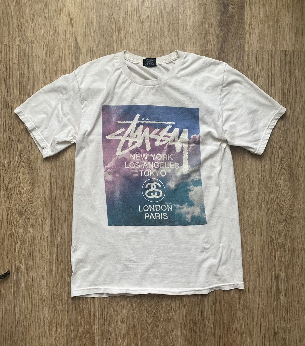 Stussy × Vintage Vintage Stussy Y2K big logo tee shirt rare Sakura! Size US M / EU 48-50 / 2 - 1 Thumbnail
