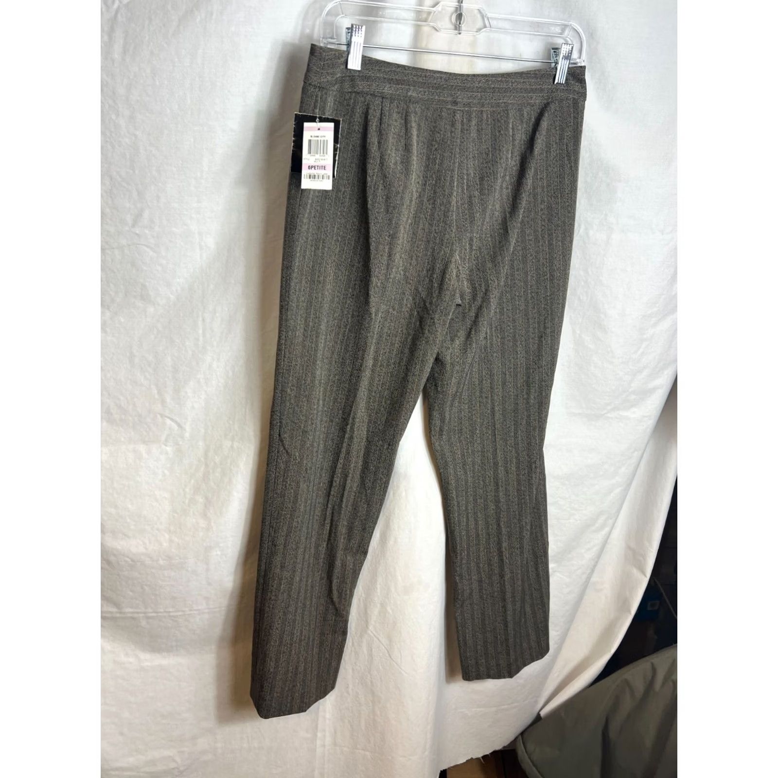 Alfani Alfani Sloane City Dress Pants Women Size 6 P Brown Pin Stripe 31" Inseam NEW WPL 806 Size 28" / US 6 / IT 42 - 2 Thumbnail