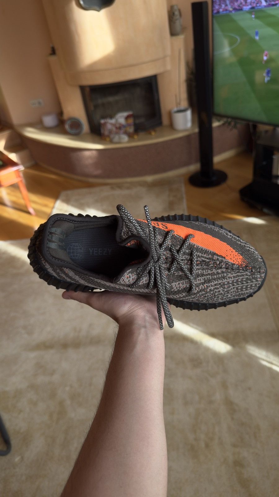Adidas Adidas Yeezy 350 V2 Carbon Beluga Size US 8.5 / EU 41-42 - 3 Thumbnail