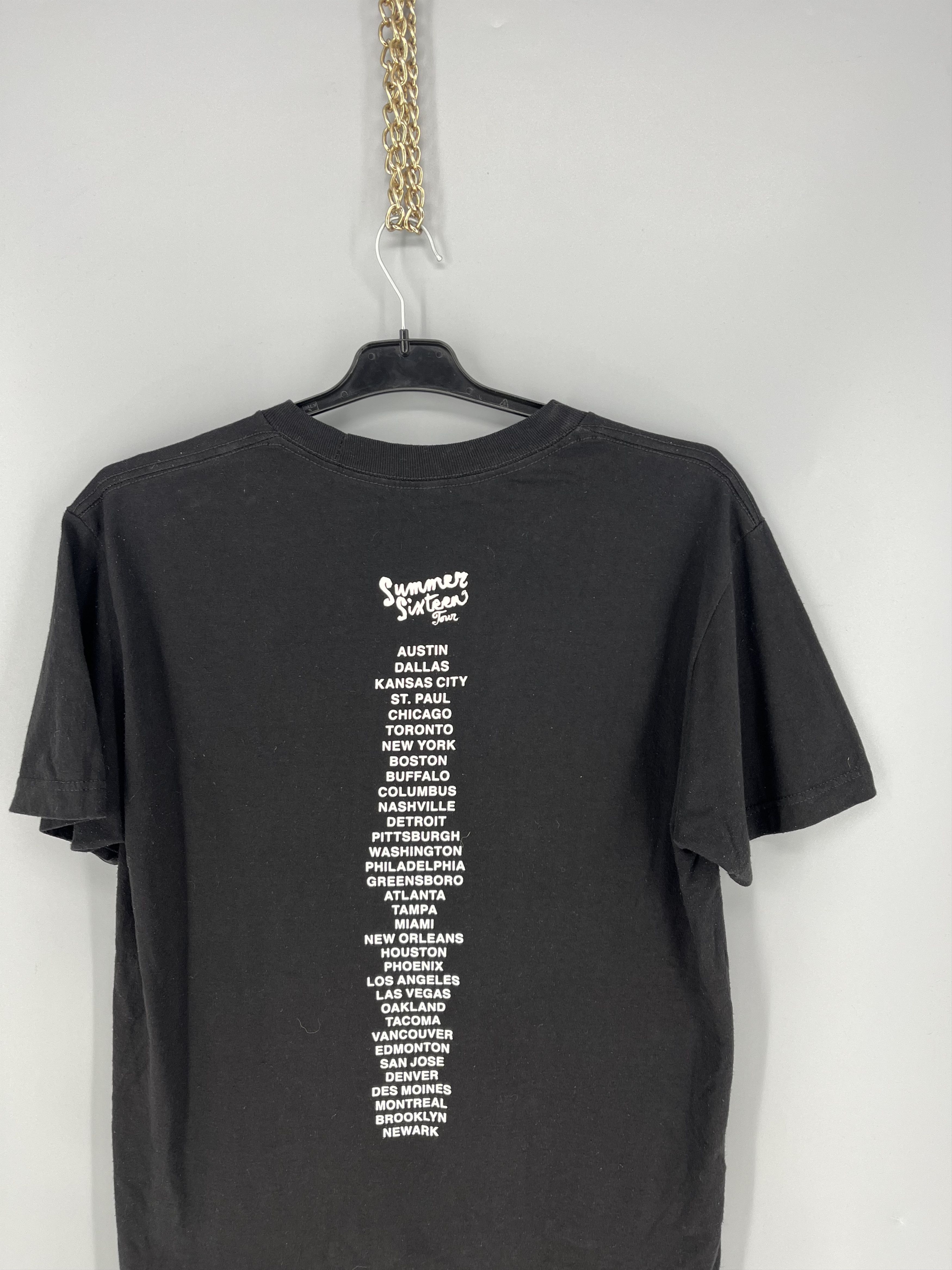 Drake Vintage 2016 Summer Sixteen Tour Tee OVO Merch Size US M / EU 48-50 / 2 - 8 Thumbnail
