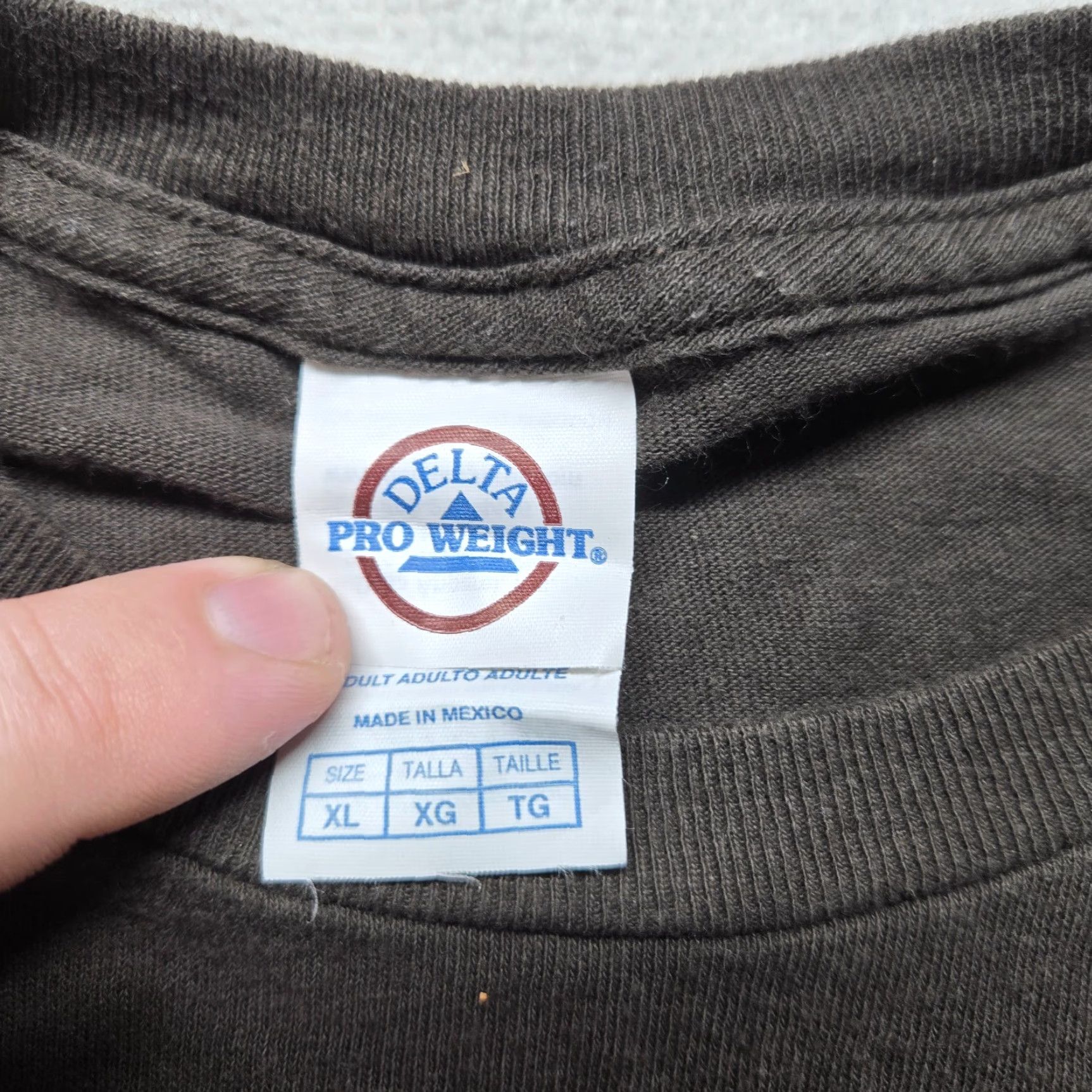 Gildan VINTAGE Gildan Funny Construction Tools T-Shirt Men’s XL Brown Size US XL / EU 56 / 4 - 4 Thumbnail