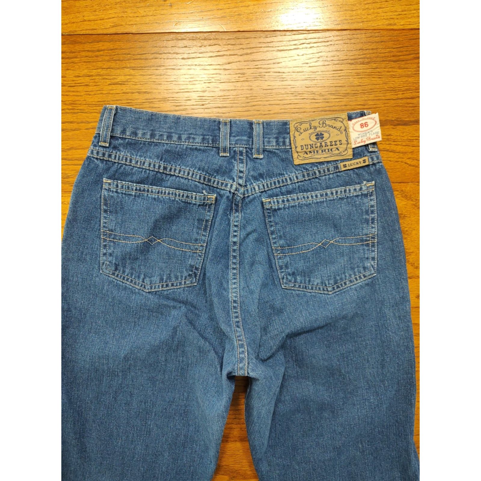 Lucky Brand VINTAGE Lucky Brand Jeans Dungarees 86 Flare 32 Inseam Womens Regular 10 Blue USA 90s Retro Size 32" / US 10 / IT 46 - 3 Thumbnail