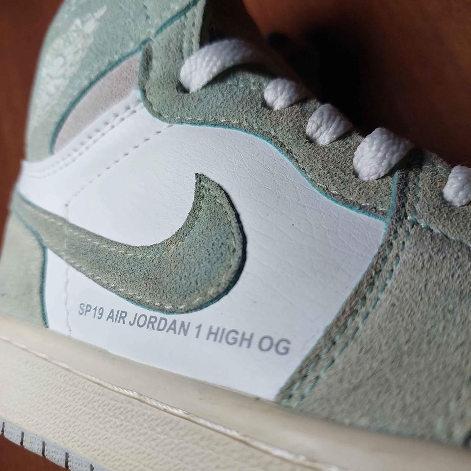 Jordan Brand Air Jordan 1 'Turbo Green' - Size 6 (Good Condition) Size US 6 / IT 36 - 3 Thumbnail