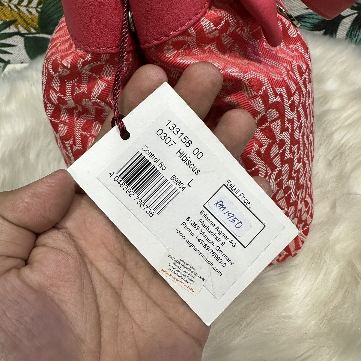 Aigner Authentic AIGNER Monogram Handbag Size ONE SIZE - 5 Thumbnail