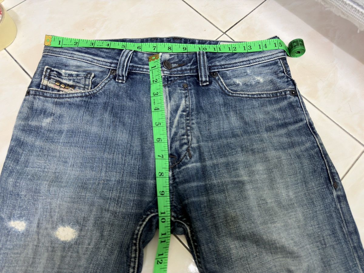 Diesel Diesel Safado Straight Fit Distressed Whiskered Denim Jeans Size US 29 - 19 Thumbnail