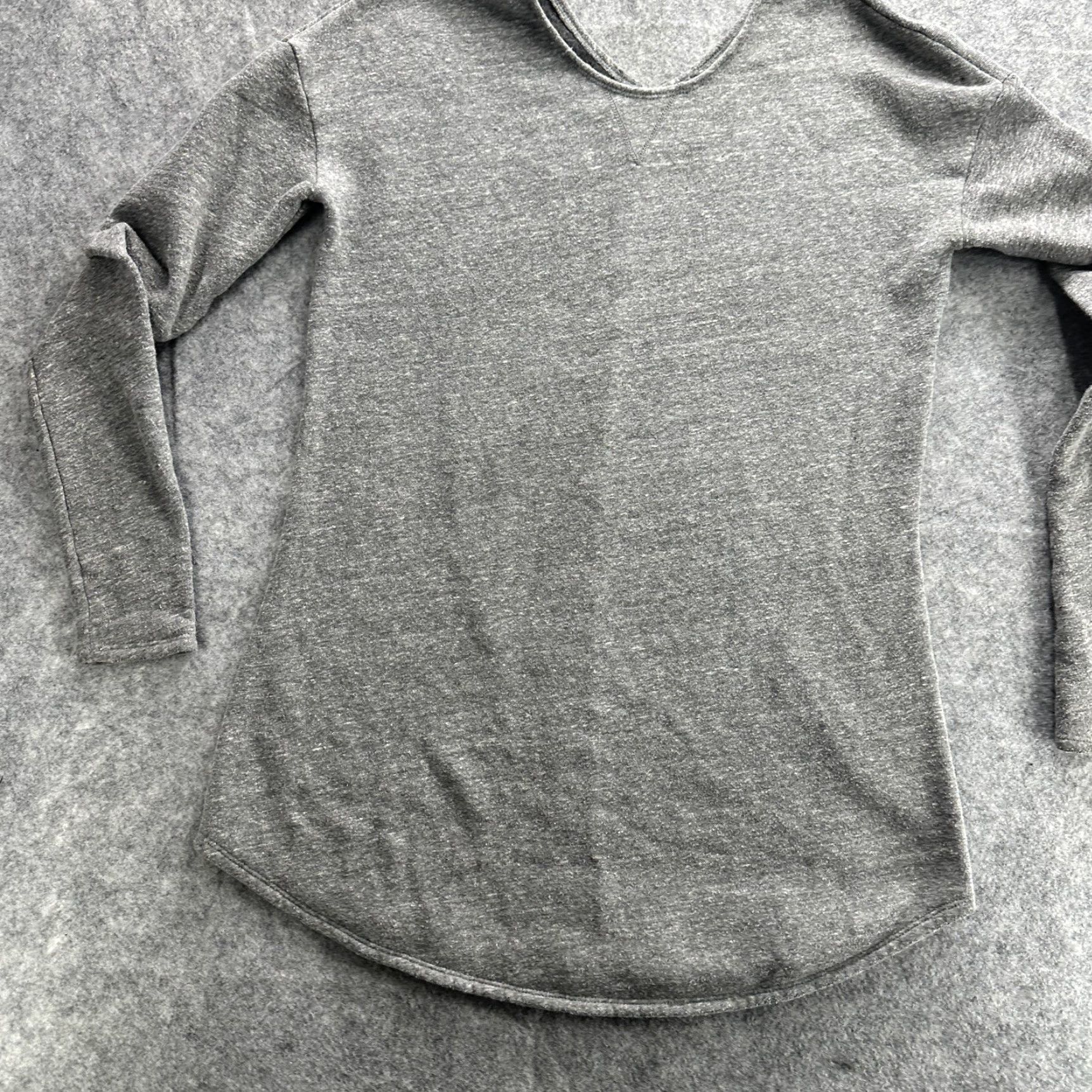 Reformation Reformation Sweater Womens XS Gray Long Sleeve Pullover Curved Hem Made USA Eco Size XS / US 0-2 / IT 36-38 - 2 Thumbnail