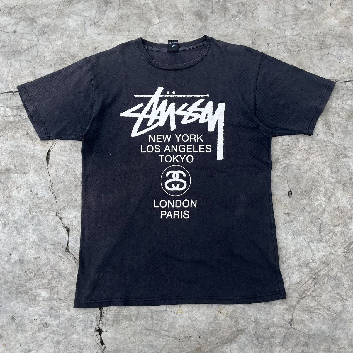 Stussy RARE PATTERN💥90sStüssy World Tour Tee - Classic Logo Graphic Size US L / EU 52-54 / 3 - 1 Thumbnail