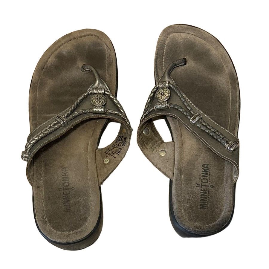 Minnetonka Minnetonka Silverbay Sandals 7 Women Pewter Charm Braid Size US 7 / IT 37 - 6 Thumbnail