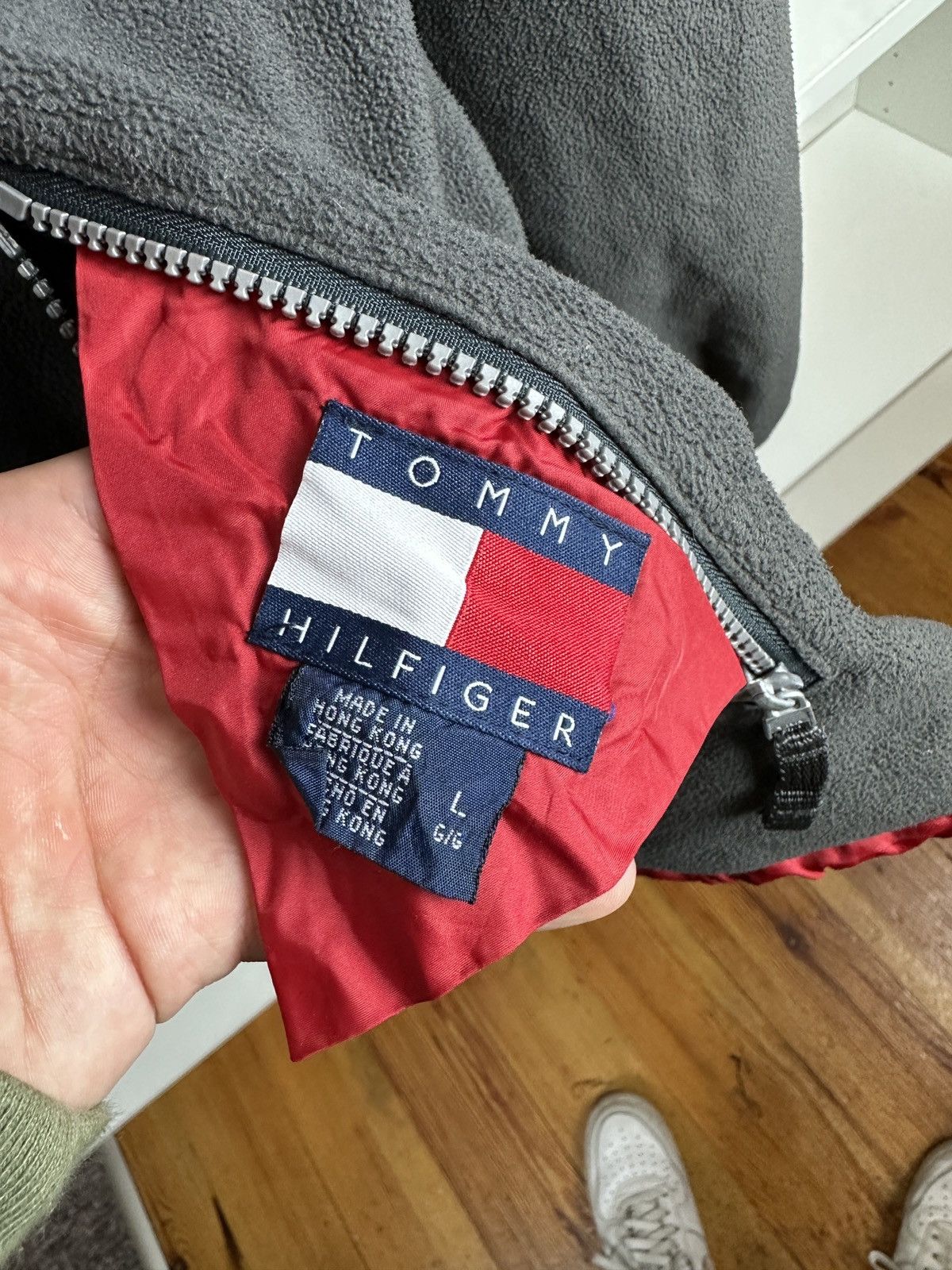 Tommy Hilfiger Vintage 90s Tommy Hilfiger double sided red jacket Size US L / EU 52-54 / 3 - 5 Thumbnail