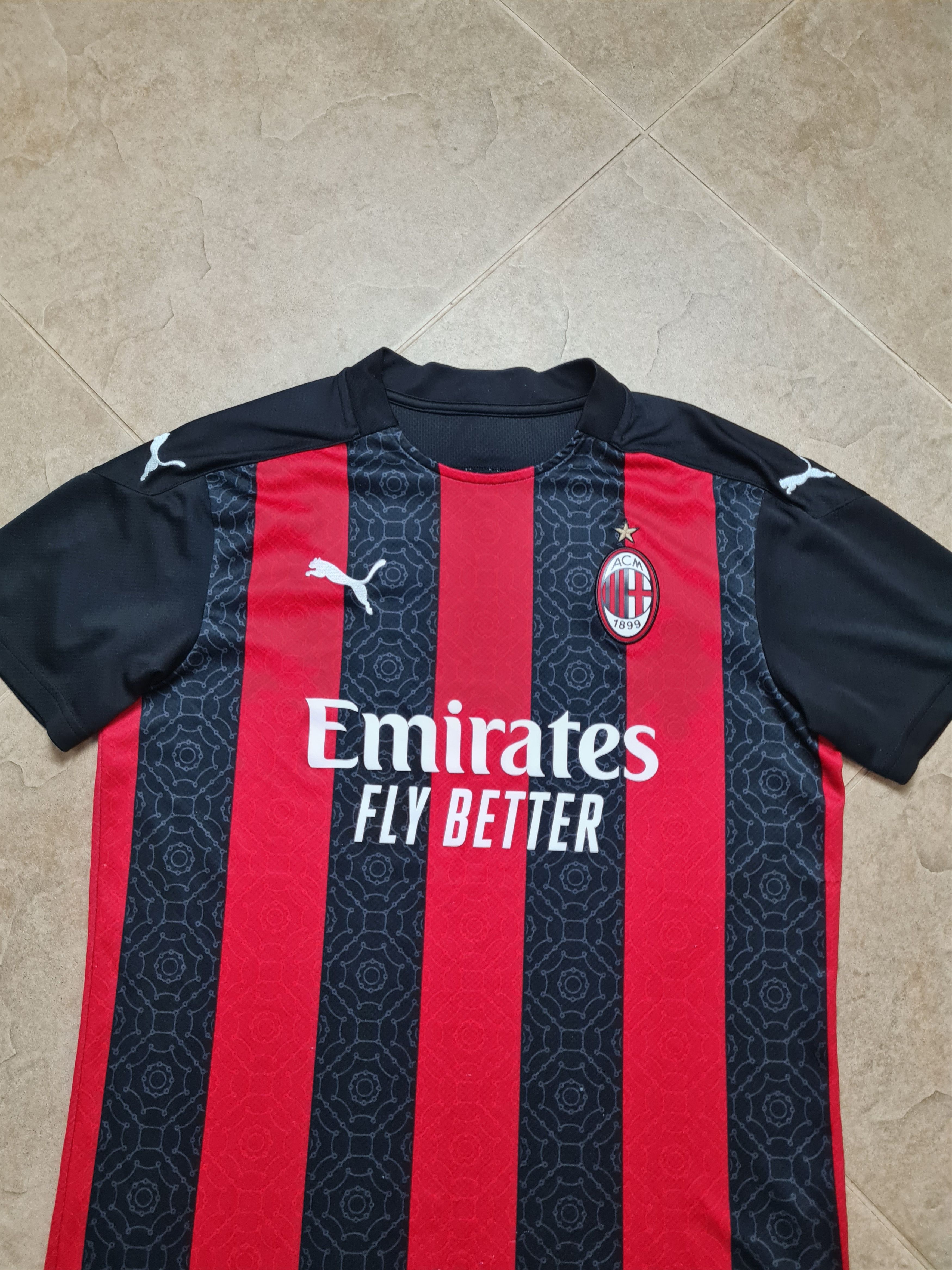 Puma AC Milan Home Puma Soccer Shirt Third Maglia Camiseta Size US M / EU 48-50 / 2 - 18 Thumbnail