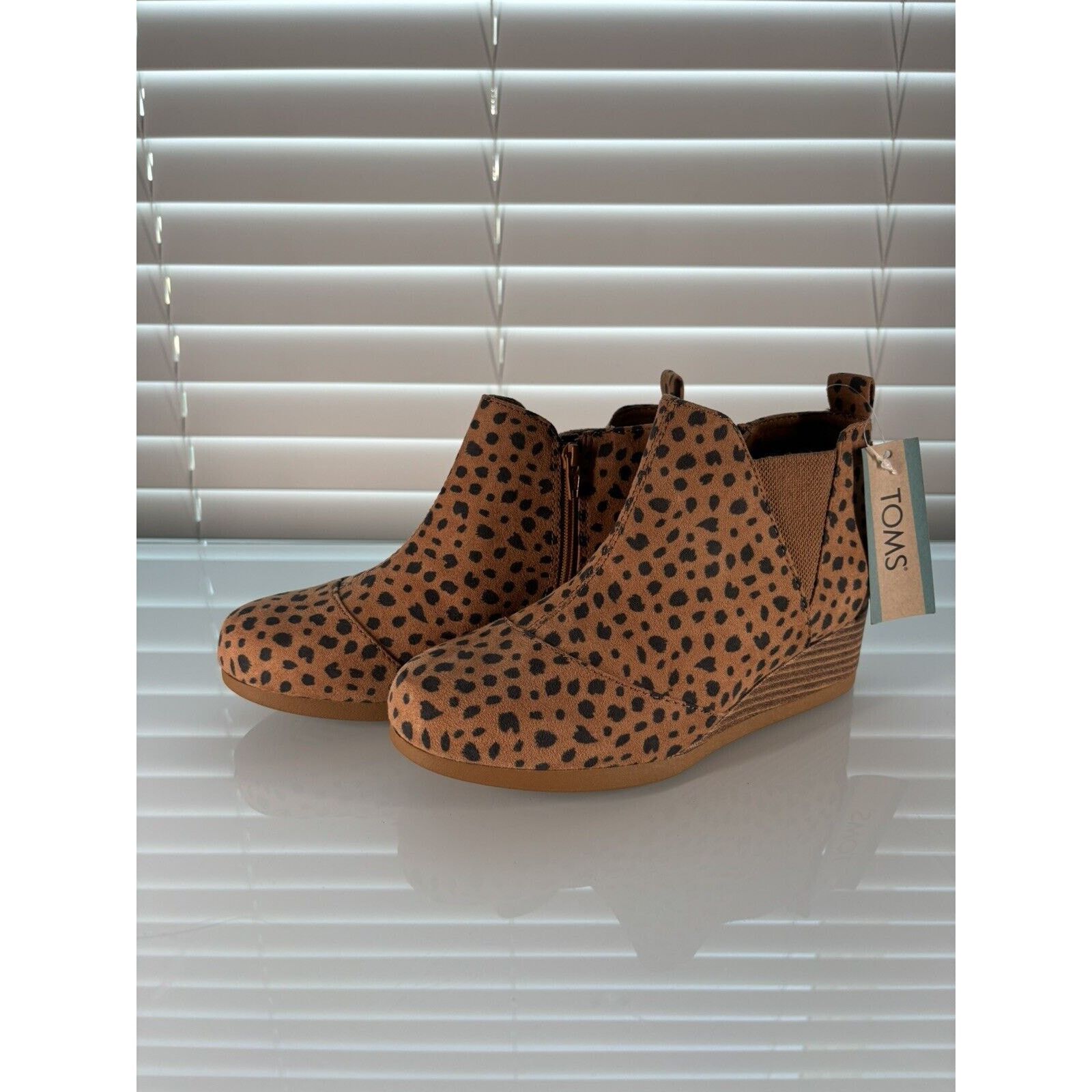 Toms Tom's Leopard Print Kelsey Wedge Boot/Brand New (Size: 3) Size US 4 / IT 34 - 1 Thumbnail