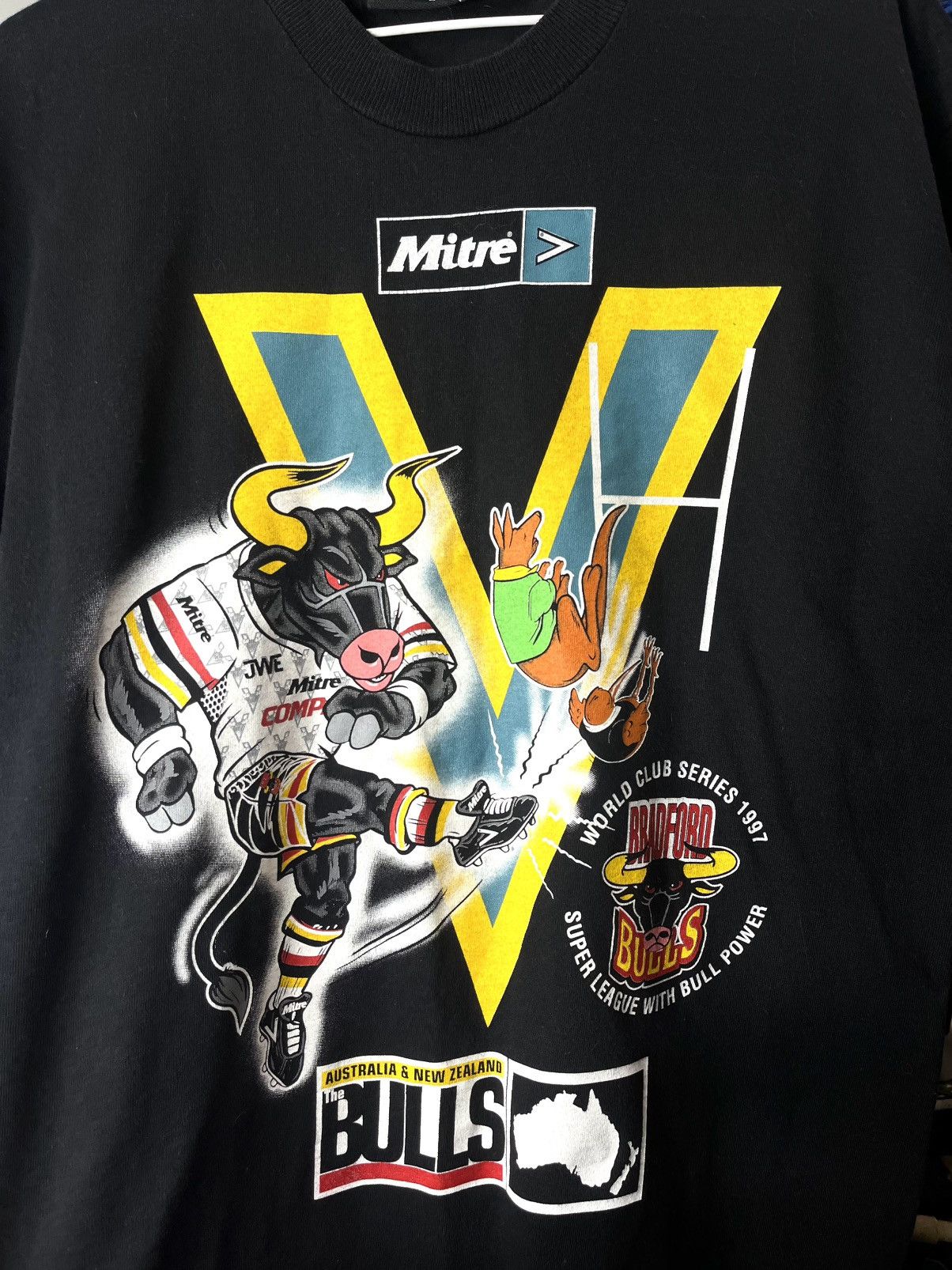 Vintage 1997 Vintage Bradford Bulls Rugby Mitre T Shirt MLB Size US M / EU 48-50 / 2 - 2 Thumbnail
