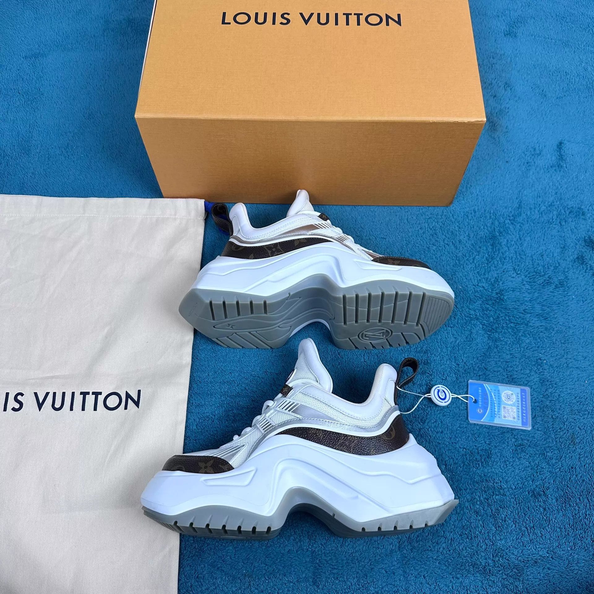 Louis Vuitton LV Dad Shoe 2.0 White & Brown 35.5 New Accs Size US 5 / IT 35 - 2 Thumbnail