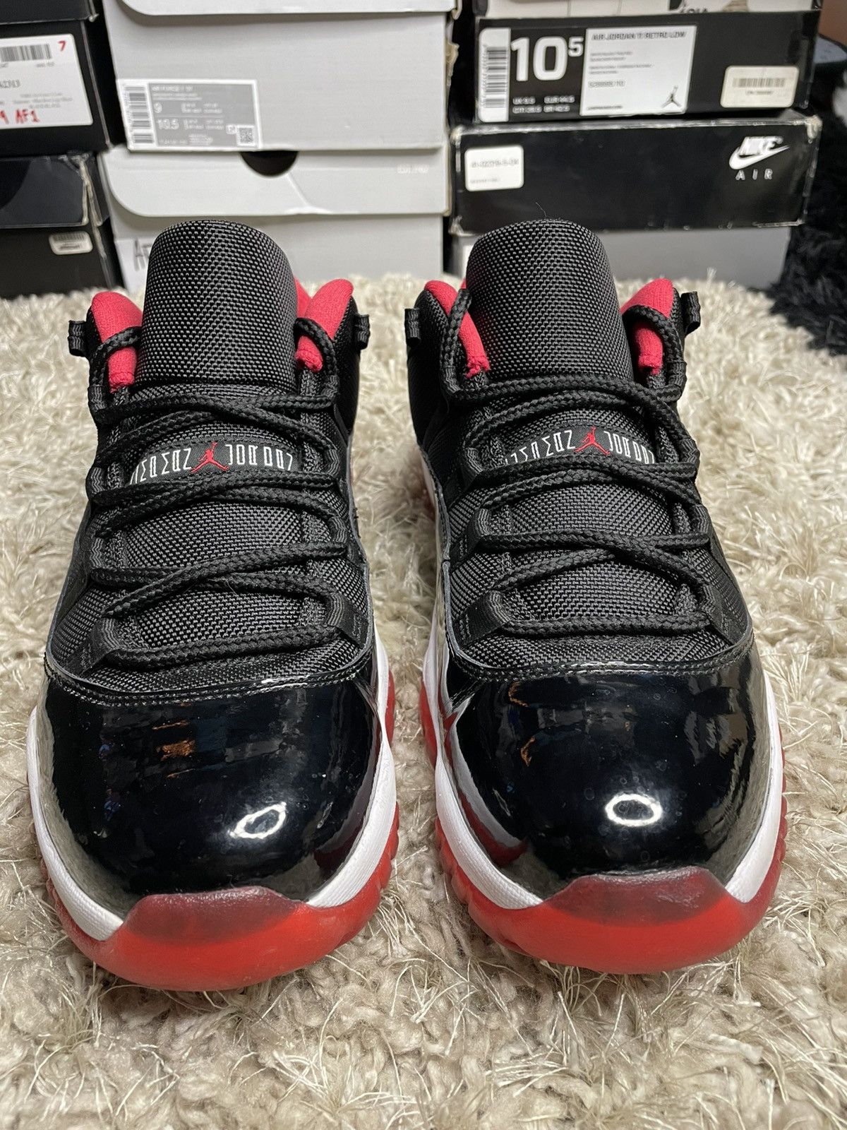 Jordan Brand Jordan 11 Low Bred 2015 Size US 10 / EU 43 - 4 Thumbnail