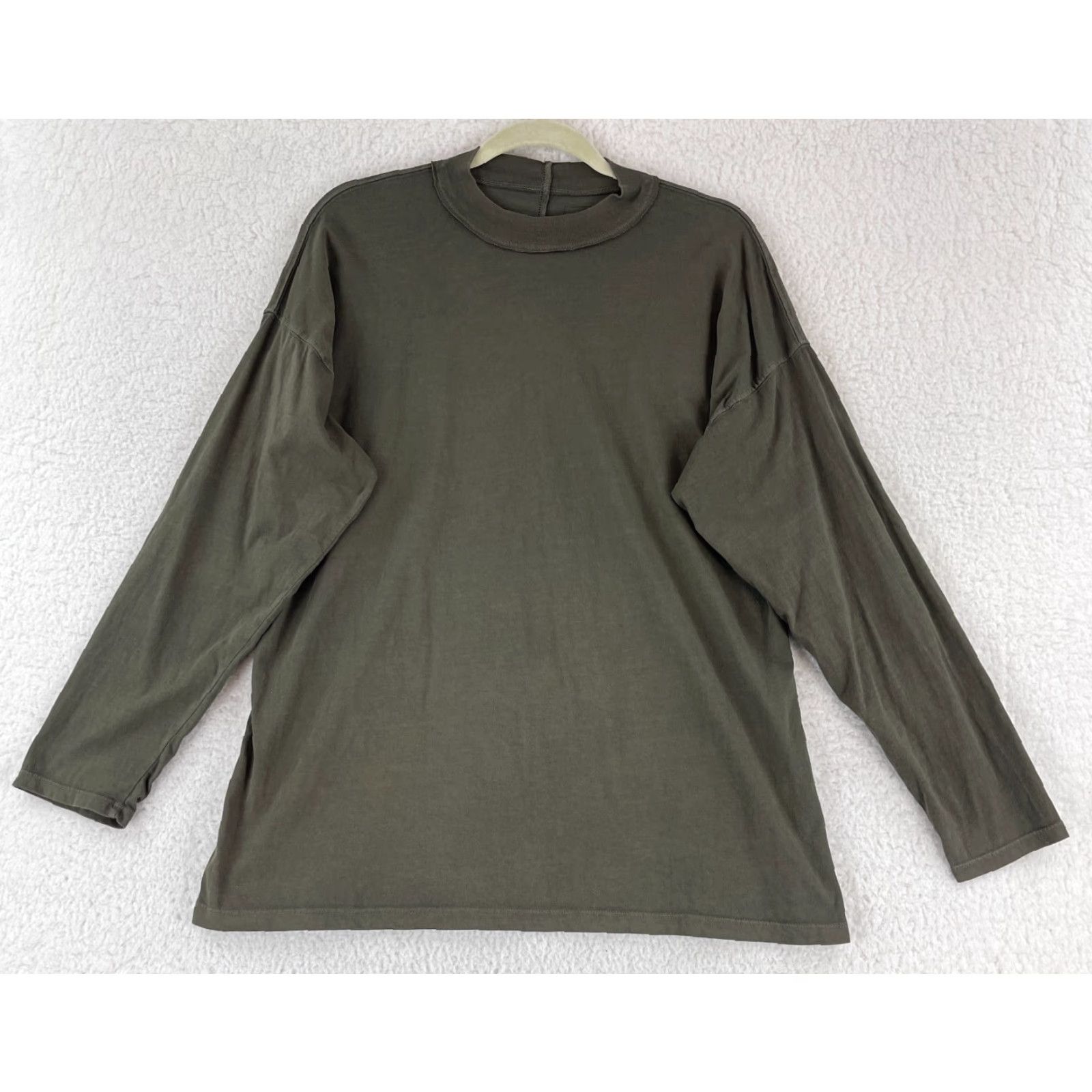 Vintage We The Free Womens T-Shirt Pullover Crew Neck XS Green Minimalist Cotton LS Size XS / US 0-2 / IT 36-38 - 2 Thumbnail