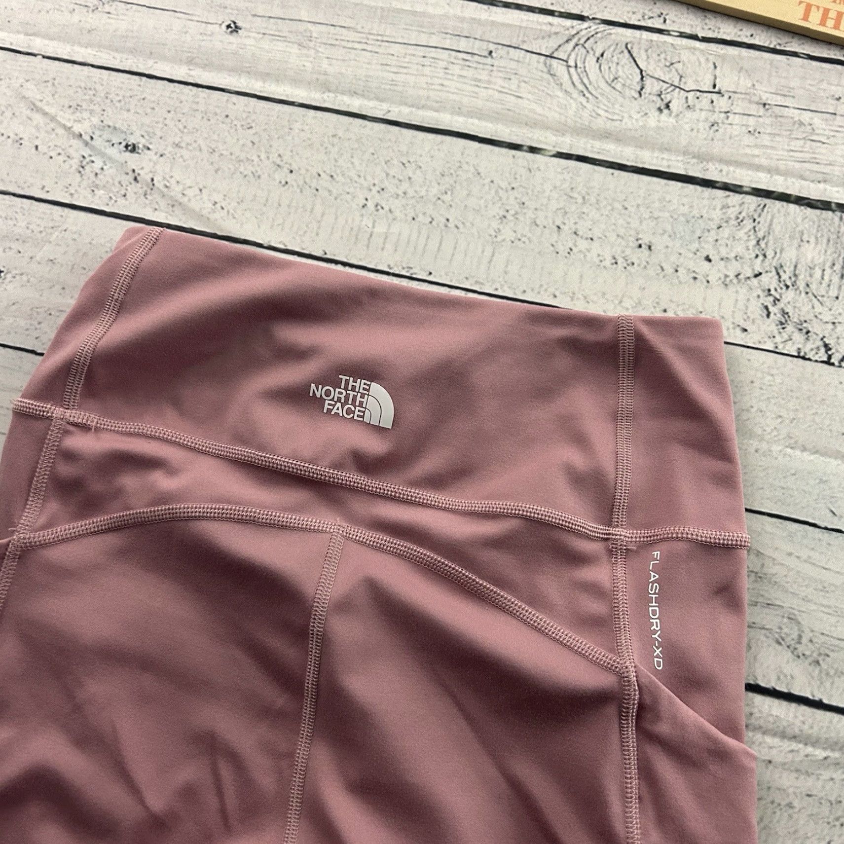 The North Face The North Face Women's Large Pink Flashdry Running Athletic Shorts Pockets Modern Activewear Size 36" / US 14 / IT 50 - 7 Thumbnail