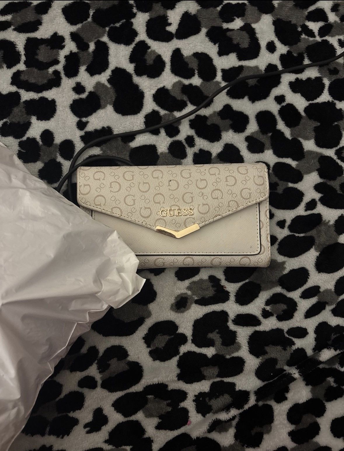 Guess GUESS Wallet (Used) Size ONE SIZE - 1 Thumbnail