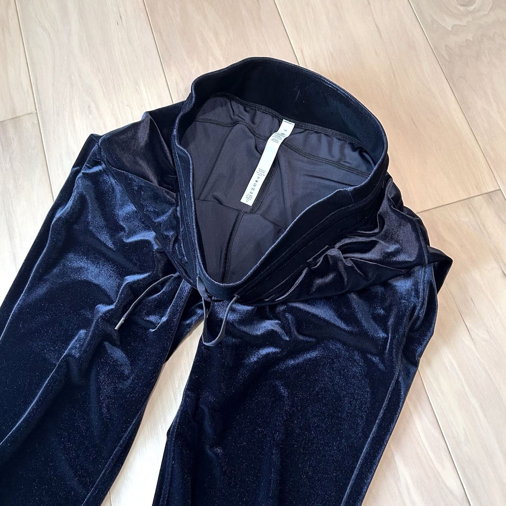 Lululemon Lululemon Ready to Crush High-Rise Jogger Crop Black Women's 10 Athleisure Pants Tapered Inseam 24in Velour N/A Size 32" / US 10 / IT 46 - 3 Thumbnail